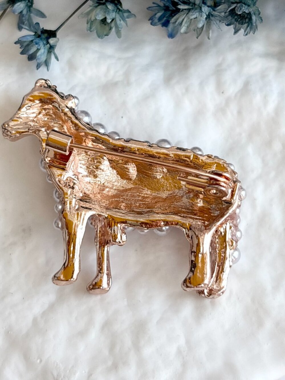 Sheep Figural Faux Pearl Accented Gold Toned Vintage Inspired Brooch Pin - Picture 5 of 14